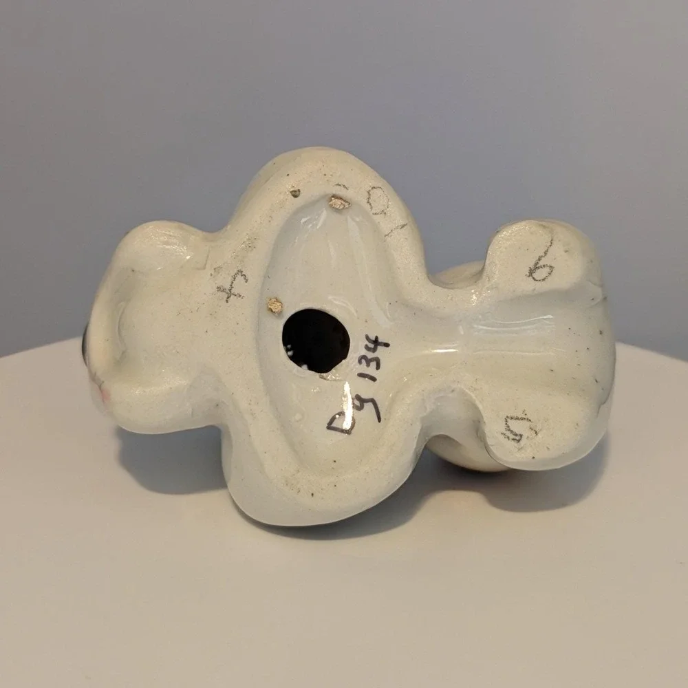 Vintage Basset Hounds Beagle Dogs Salt Pepper Shakers Big Ears Anthropomorphic